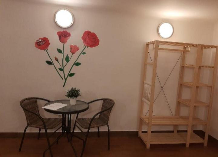 Apartman Vorosmarty Lejlighed Budapest Eksteriør billede