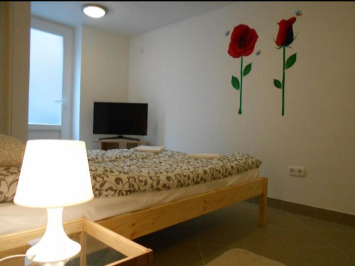 Apartman Vorosmarty Lejlighed Budapest Eksteriør billede