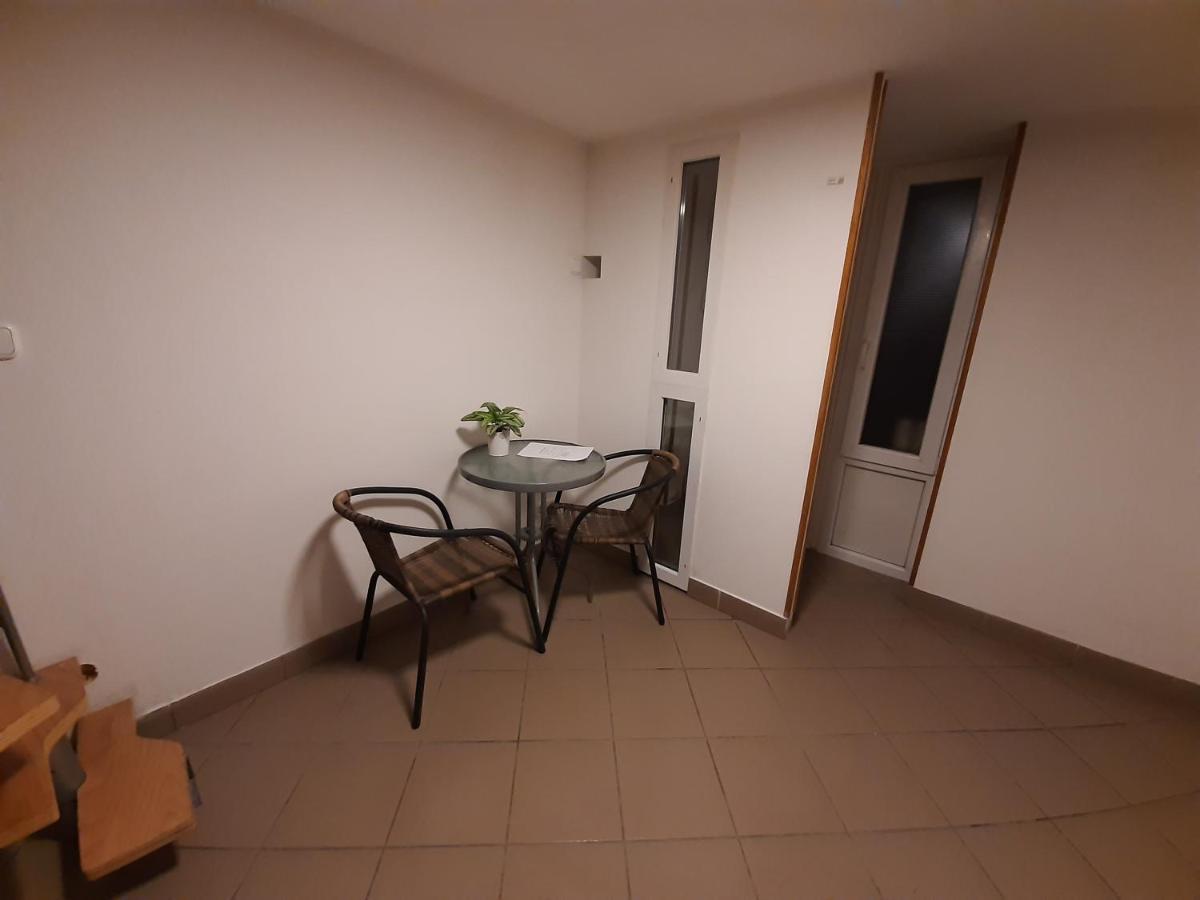 Apartman Vorosmarty Lejlighed Budapest Eksteriør billede