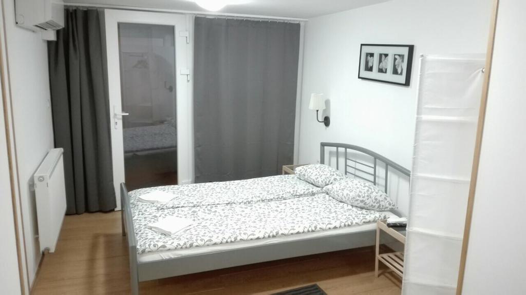 Apartman Vorosmarty Lejlighed Budapest Eksteriør billede
