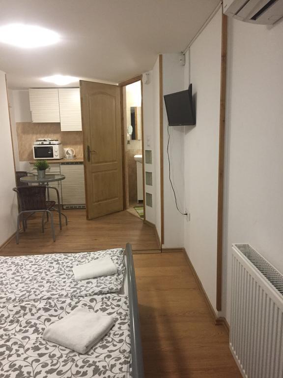 Apartman Vorosmarty Lejlighed Budapest Eksteriør billede