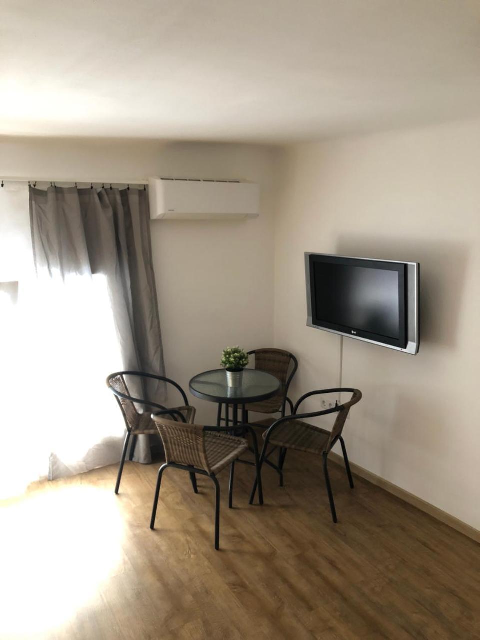 Apartman Vorosmarty Lejlighed Budapest Eksteriør billede