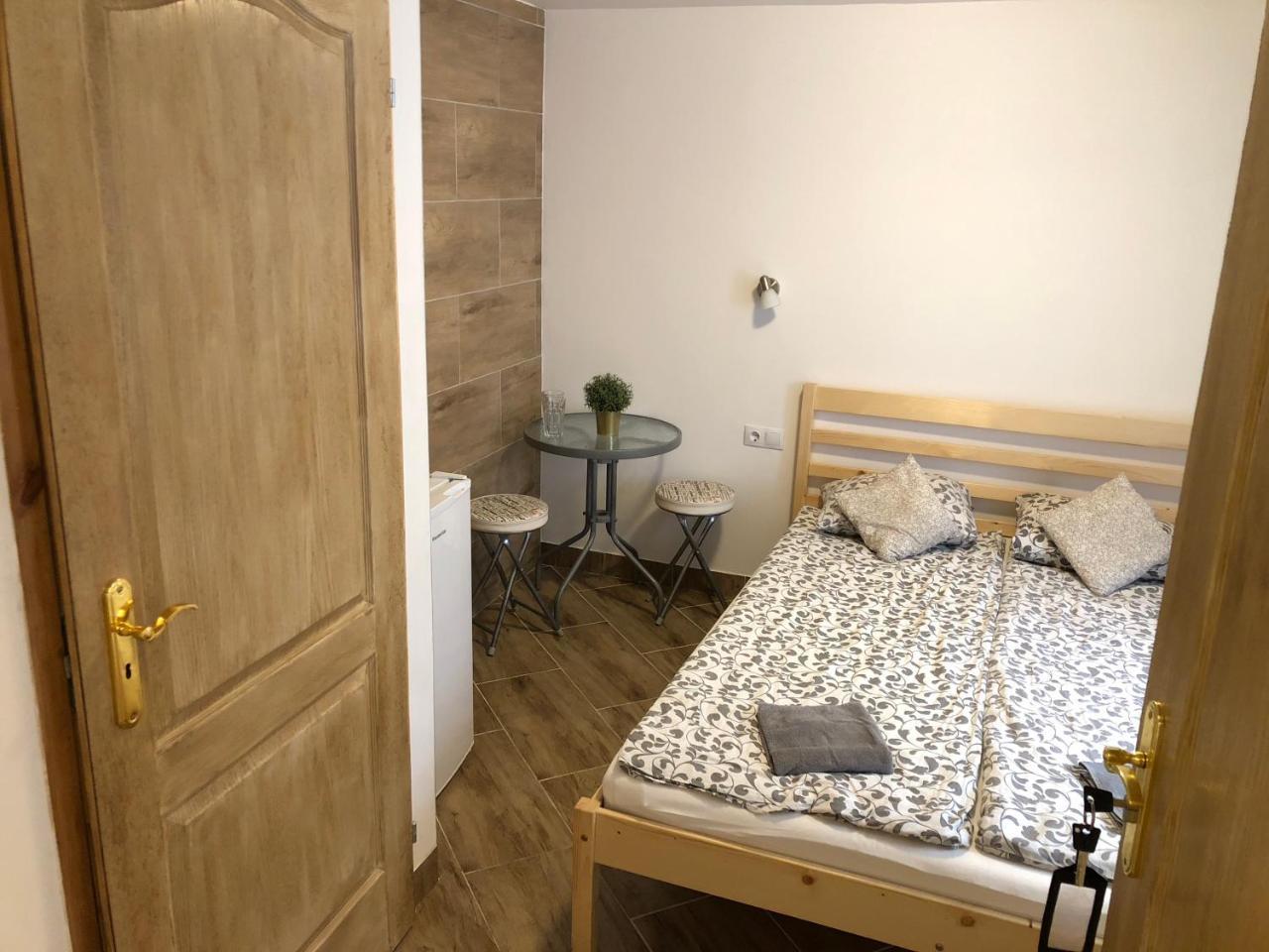 Apartman Vorosmarty Lejlighed Budapest Eksteriør billede